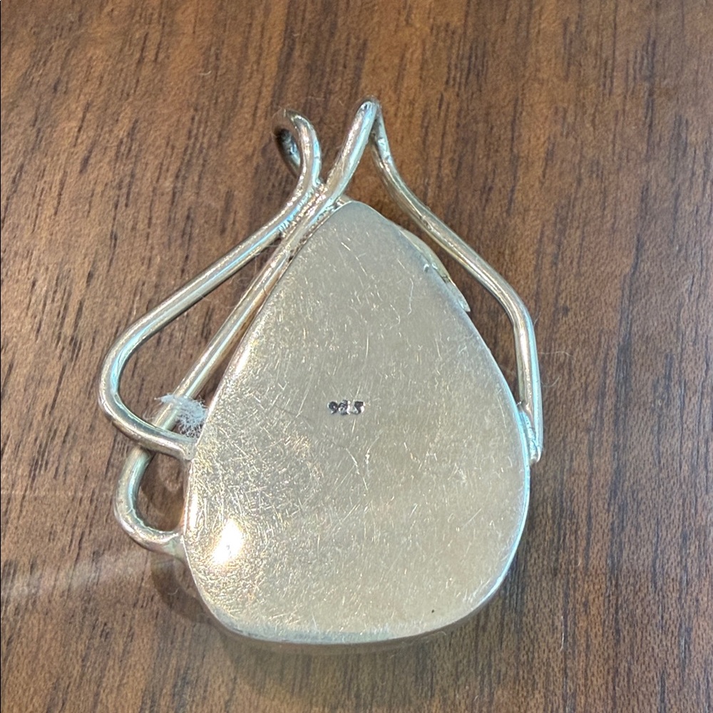 Silver and Blue Pendant - Picture 2 of 3